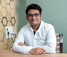 Dr Shriphal Oswal